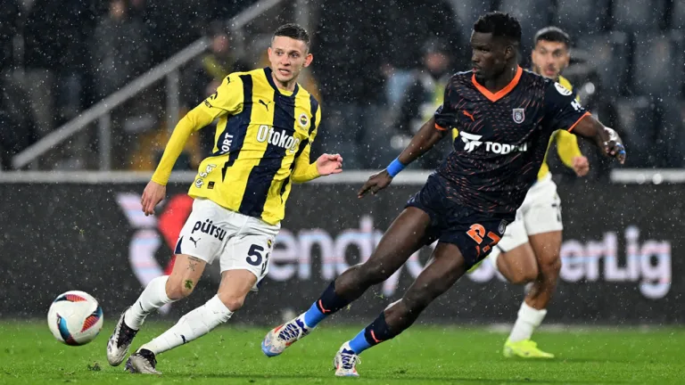 Fenerbahçe maçındaki tartışmalı pozisyonlar için eski hakemler yorum yaptı