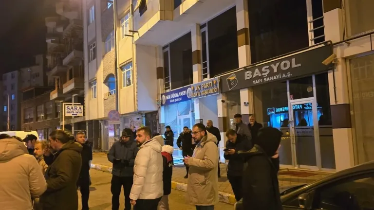 Iğdır'da AK Parti İl Başkanlığı'na molotoflu saldırı