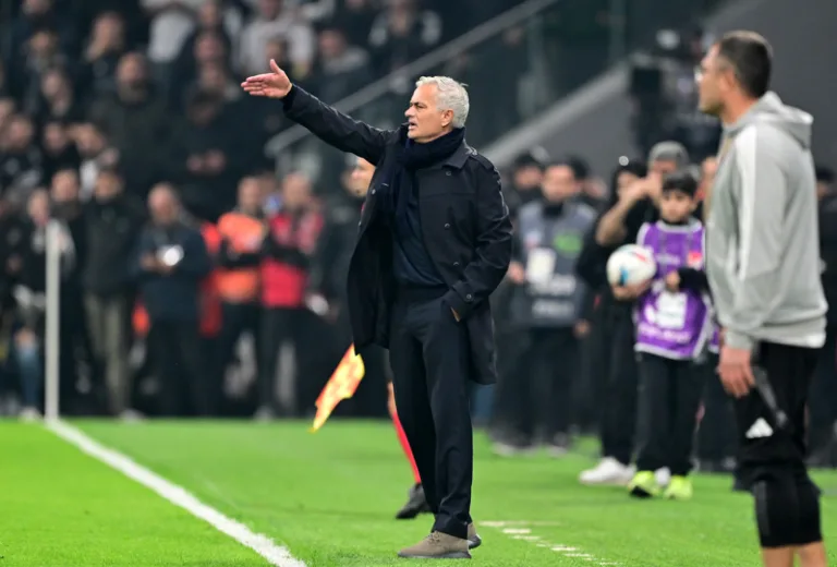 Jose Mourinho, Beşiktaş maçı öncesi önemli uyarılarda bulundu