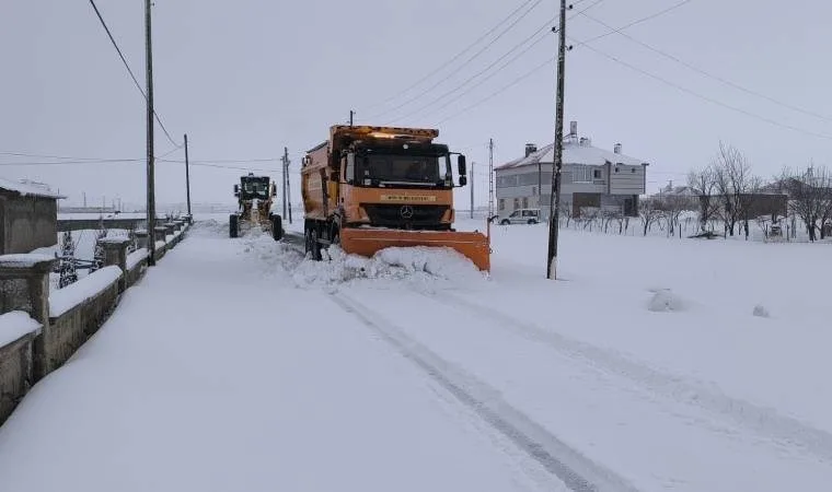 Bitlis'te 107 köy yolu ulaşıma açıldı