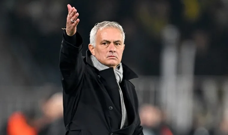 Jose Mourinho 5 futbolcunun transferini onayladı