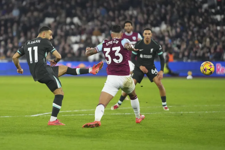 Liverpool, West Ham'ı 5-0 yenerek yılı kapattı