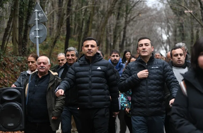 CHP Belgrad Ormanı'nda protesto düzenledi