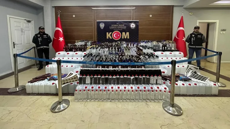 İstanbul'da yılbaşı öncesi 17 ton sahte içki ele geçirildi