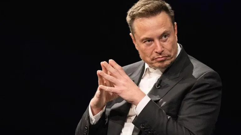 Elon Musk, Almanya'daki seçimlere müdahale ediyor