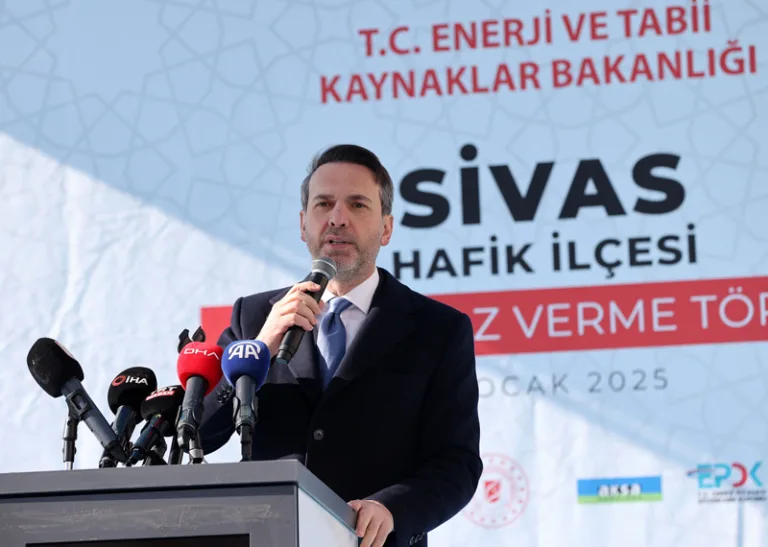 Türkiye 2028'de yerli doğal gaz kullanmaya başlayacak