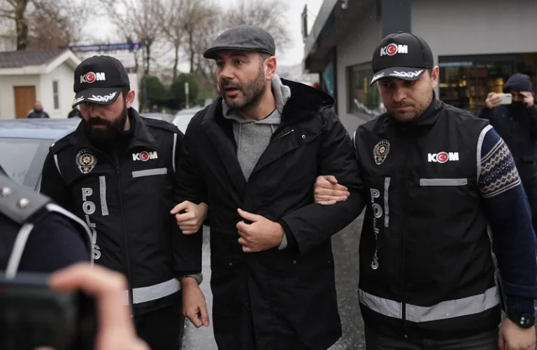 Beşiktaş Belediye Başkanı Rıza Akpolat İstanbul'a getirildi