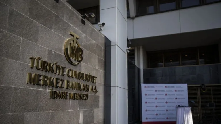 Merkez Bankası yabancı para kredilerde büyüme sınırını yüzde 1'e indirdi