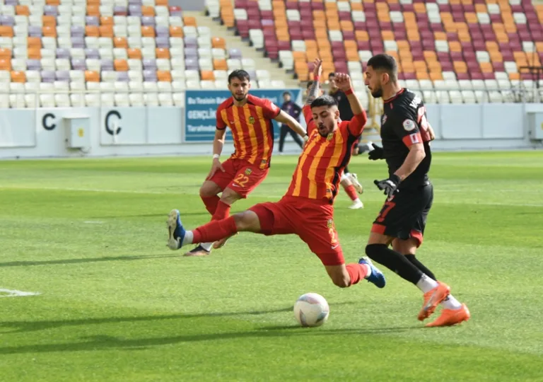 Boluspor, Yeni Malatyaspor'u 4-2 yenerek puanını 25'e çıkardı