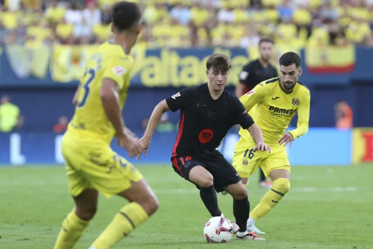 Dani Olmo'nun serbest kalma riski Barcelona'yı endişelendiriyor