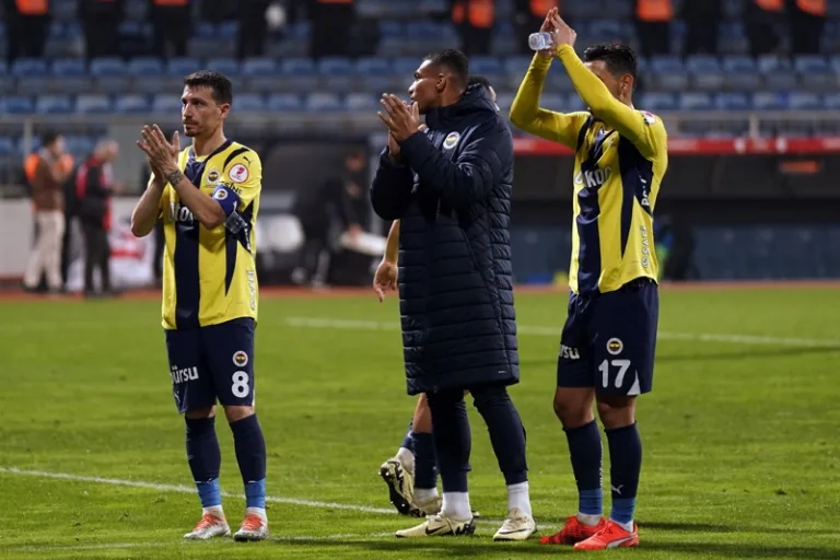 Fenerbahçe Konyaspor karşısında galibiyet peşinde