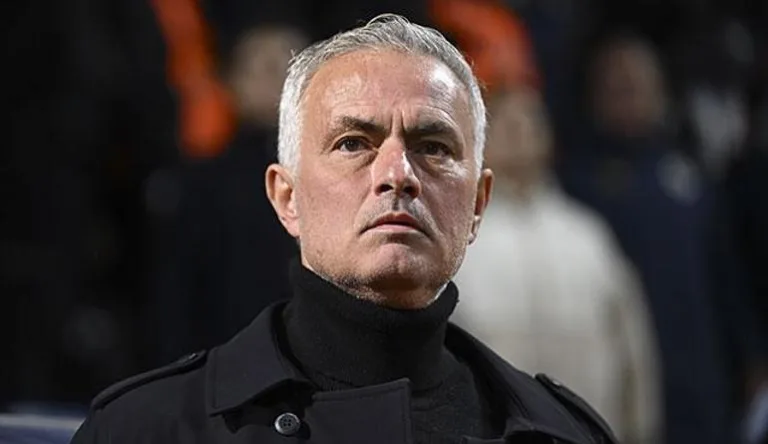 İngiliz medyası Mourinho'yu Premier Lig'e önerdi