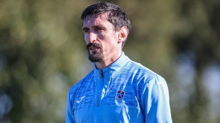 Trabzonspor, Stefan Savic ile Antalyaspor maçına hazırlanıyor