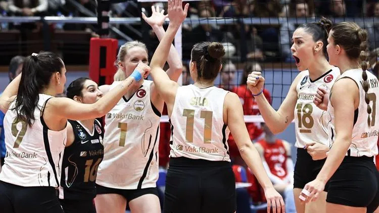 VakıfBank, Aras Kargo'yu set vermeden yendi