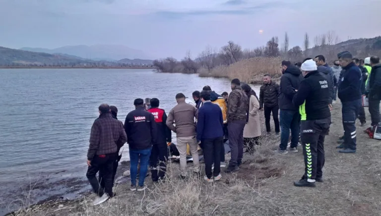 19 yaşındaki Zeynep gölde ölü bulundu