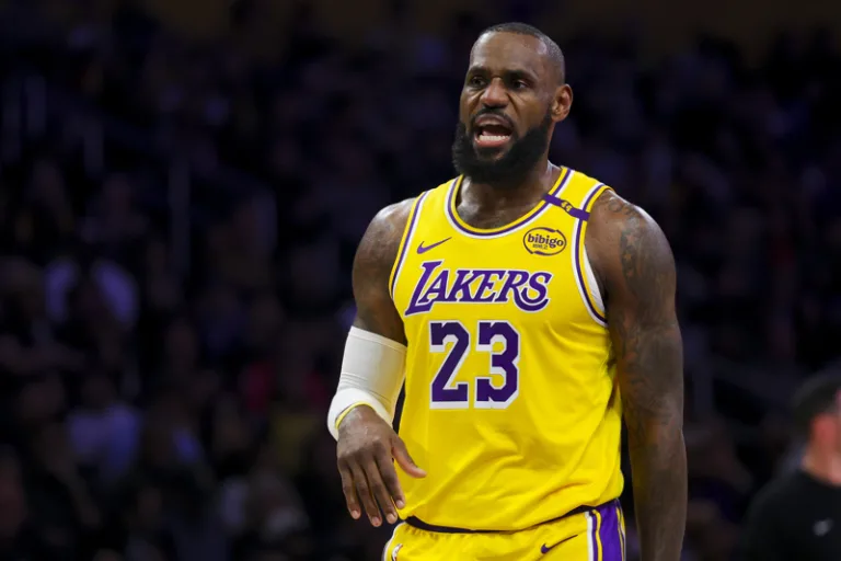 LeBron James: 47 yaşına kadar oynayabilirim ama emeklilik planlıyorum