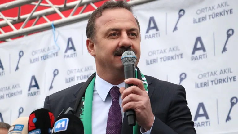 Yavuz Ağıralioğlu: Geleceğin partisiyiz