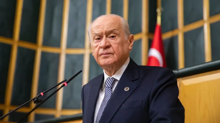 Devlet Bahçeli, Ferdi Tayfur'un vefatını duyurdu