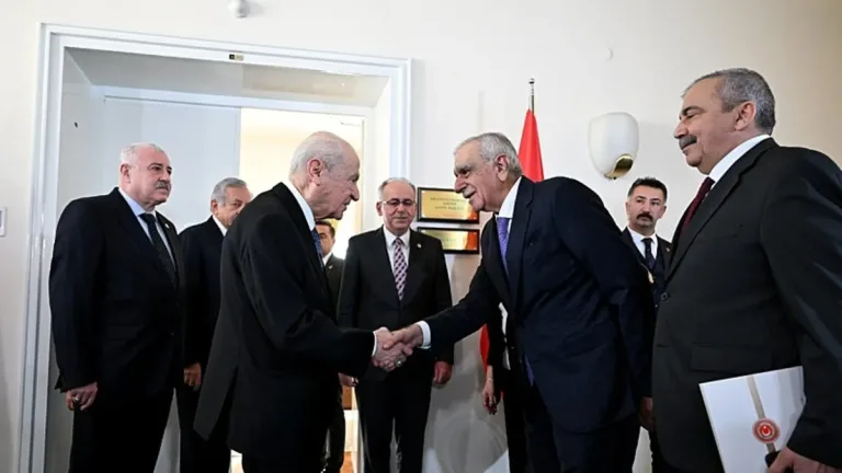 Bahçeli, DEM Parti heyetiyle kritik görüşme gerçekleştirdi