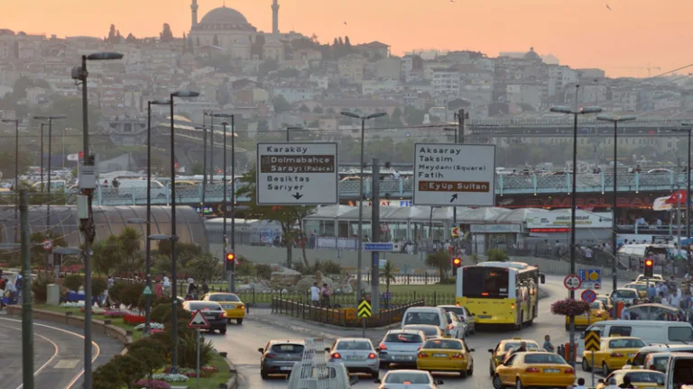 İstanbul, dünya trafik sıkışıklığında birinci oldu