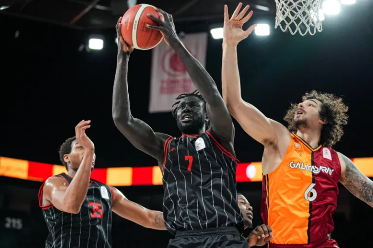 Galatasaray uzatmalarda Manisa Basket'i yendi