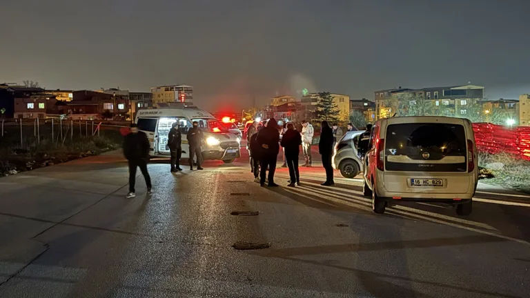 Bursa'da otomobilde silahla vurulan genç kadın hayatını kaybetti