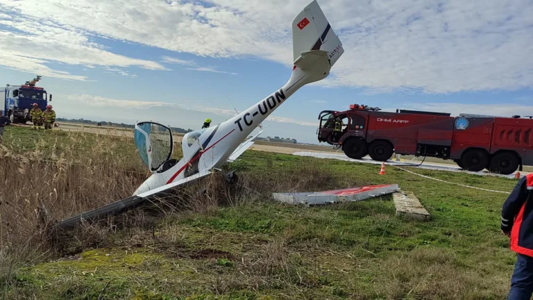 Bursa'da eğitim uçağı pistten çıktı, pilot yaralandı