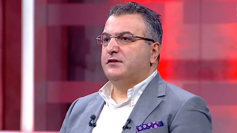 Cem Küçük: Öcalan'a ev hapsini Türk milleti kabul etmez