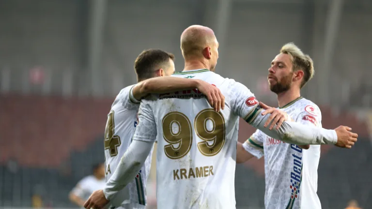 Konyaspor, Çorum'u 1-0 yenerek puan aldı