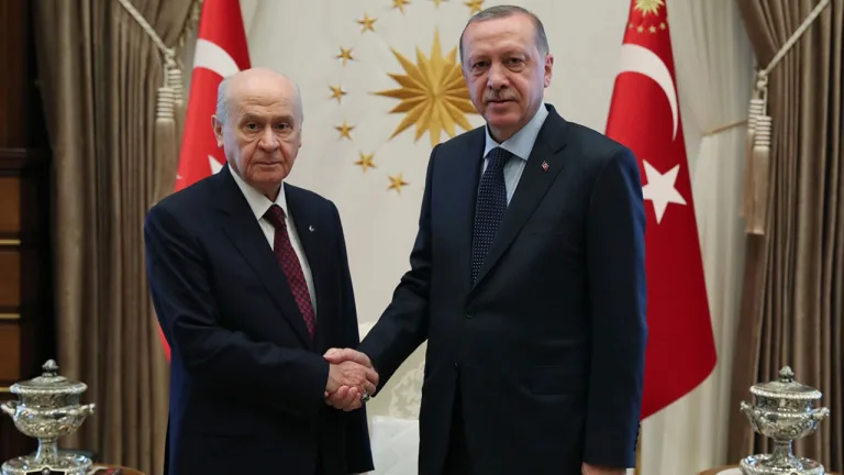 Erdoğan ve Bahçeli saat 16.30'da görüşecek