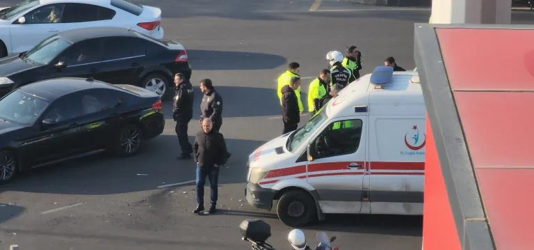 Diyarbakır'da polis memuruna otomobil çarptı