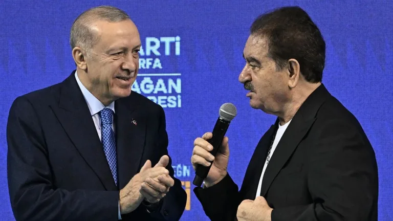 Erdoğan ve İbrahim Tatlıses birlikte şarkı söyledi