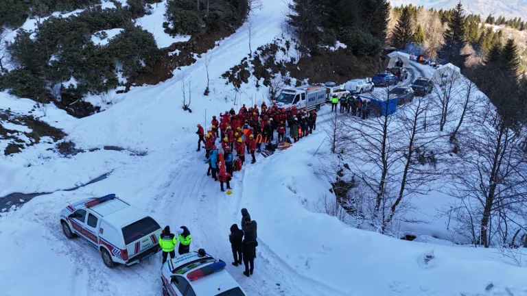 Giresun'da çığ tatbikatı gerçekleştirildi