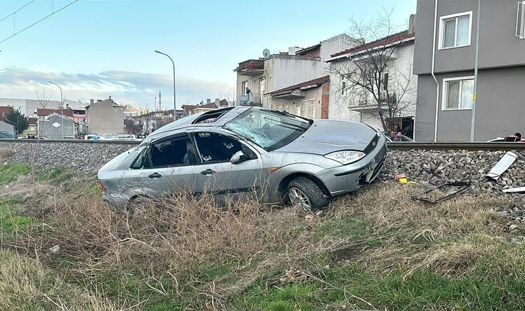 polisten kaçan sürücü takla attı