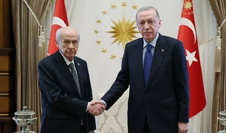 Erdoğan ve Bahçeli sürpriz görüşme yapıyor