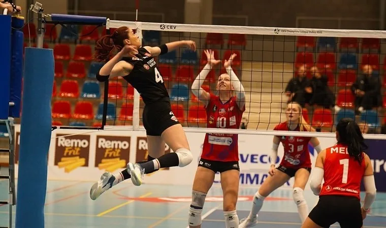 Türk Hava Yolları voleybol takımı Asterix Avo'yu 3-0 yendi