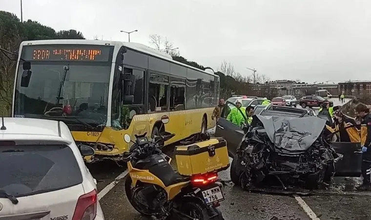 TEM Bağlantı Yolu'nda kaza: 1 ölü, 4 yaralı