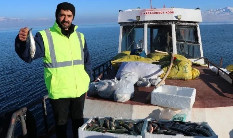 erçek gölü, balıkçıların geçim kaynağı oldu