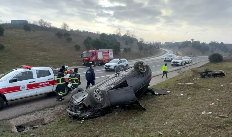 Tekirdağ'da otomobil takla attı, 2 kişi yaralandı