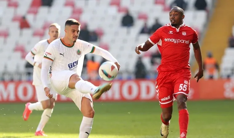 Sivasspor ve Alanyaspor 1-1 berabere kaldı