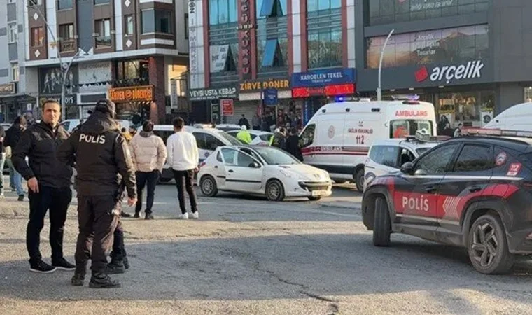 İstanbul Sultangazi'de polisten kaçan araçta kadın cesedi bulundu