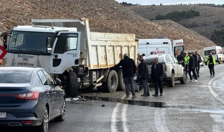 Kırşehir'de buzlanma nedeniyle trafik kazası oldu