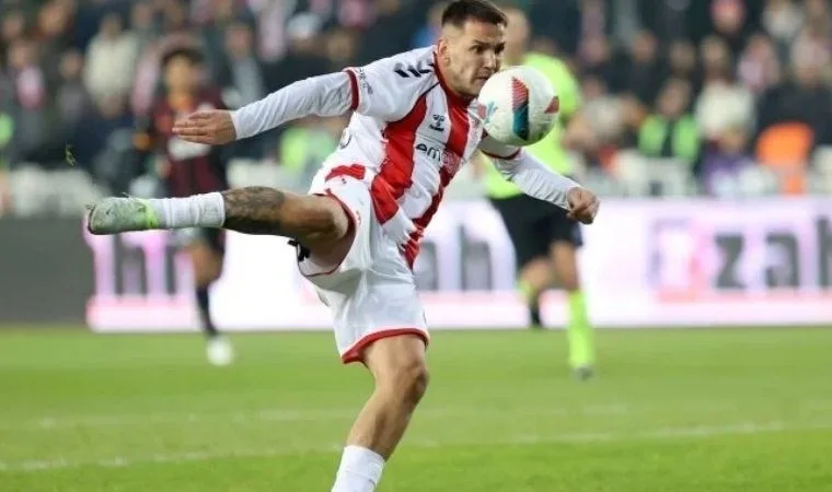 Sivasspor başkanı Rey Manaj'ın transfer durumunu açıkladı