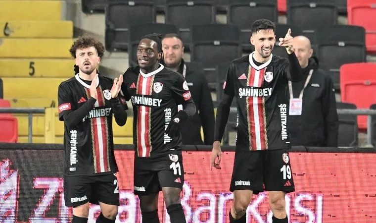 Gaziantep FK, Türkiye Kupası'nda İstanbulspor'u 4-0 yendi