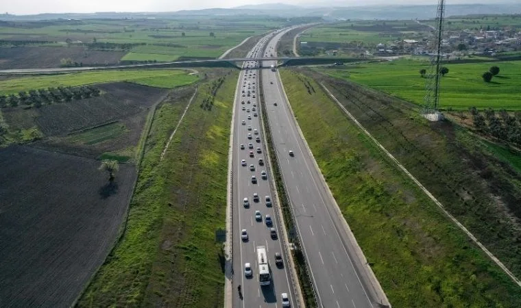 otoyol geçiş ücretlerine zam yapıldı