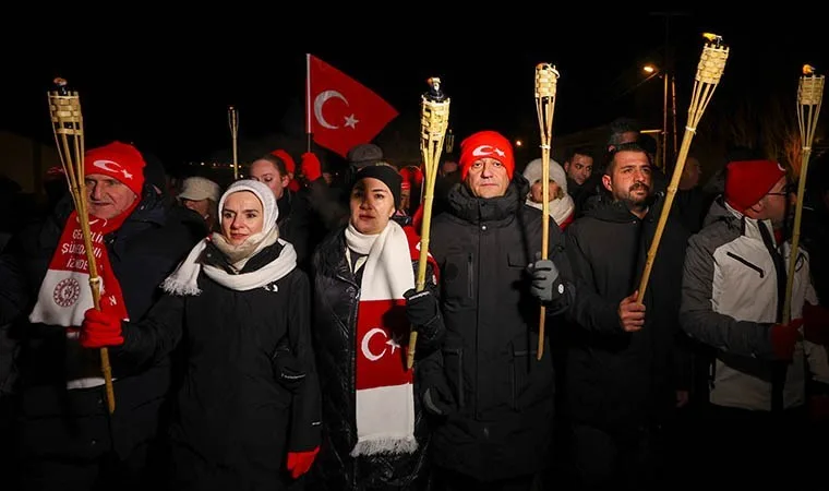 Özgür Özel ve Bakanlar Kars'ta 'Sarıkamış' yürüyüşüne katıldı