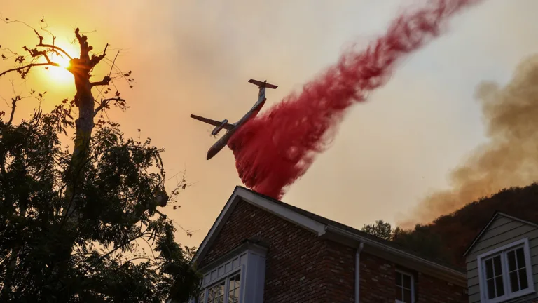 Los Angeles yangınlarında ölü sayısı 16’ya yükseldi