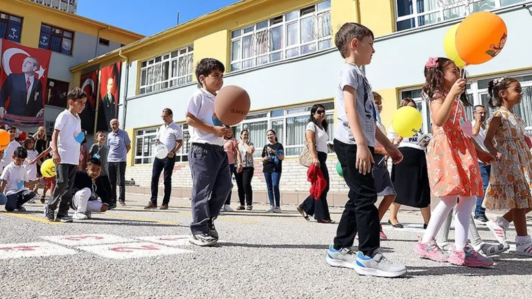 Okullar yarıyıl tatiline şenlik haftasıyla girecek