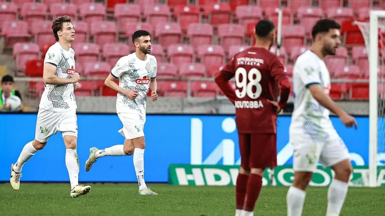 Rizespor, Hatayspor'u 2-1 yenerek galibiyet aldı