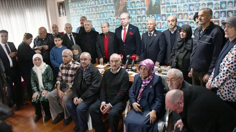 şehit babasından teröristbaşı uyarısı: madalyayı çıkarırım